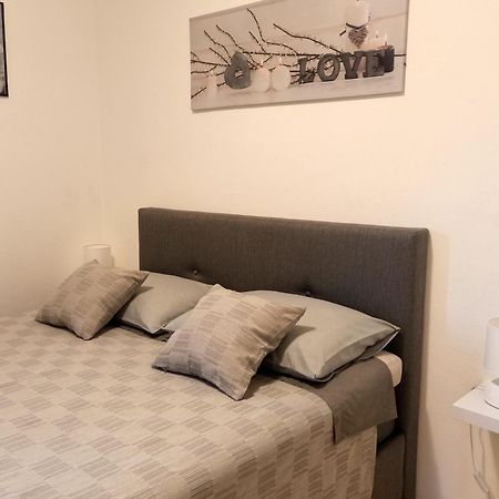 Apartman Dora Πούλα Εξωτερικό φωτογραφία