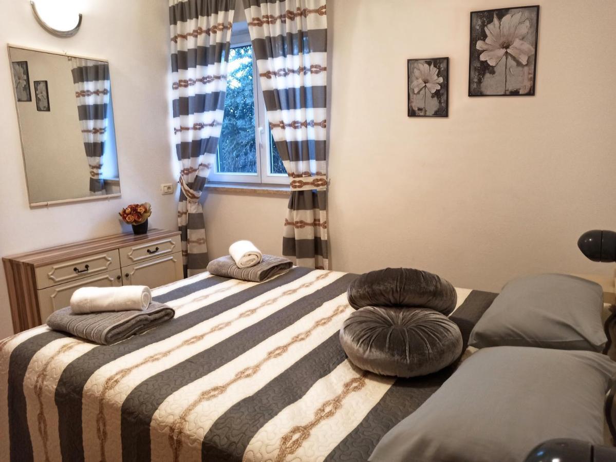 Apartman Dora Πούλα Εξωτερικό φωτογραφία