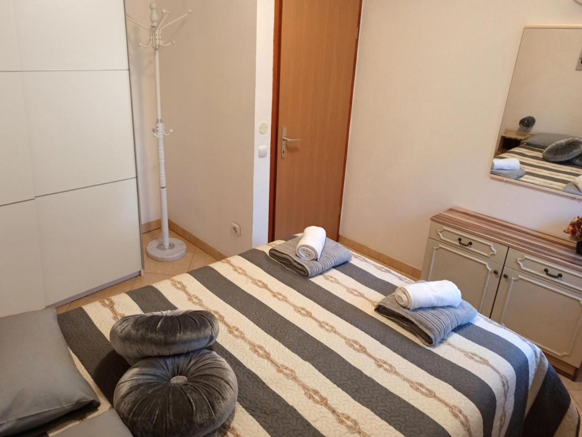 Apartman Dora Πούλα Εξωτερικό φωτογραφία