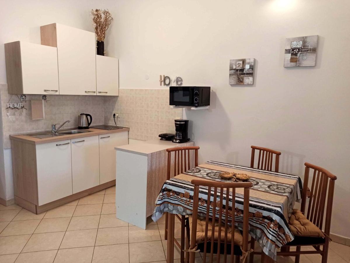 Apartman Dora Πούλα Εξωτερικό φωτογραφία