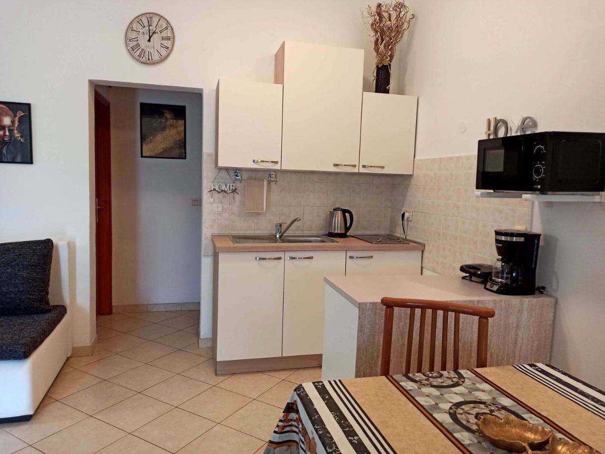 Apartman Dora Πούλα Εξωτερικό φωτογραφία