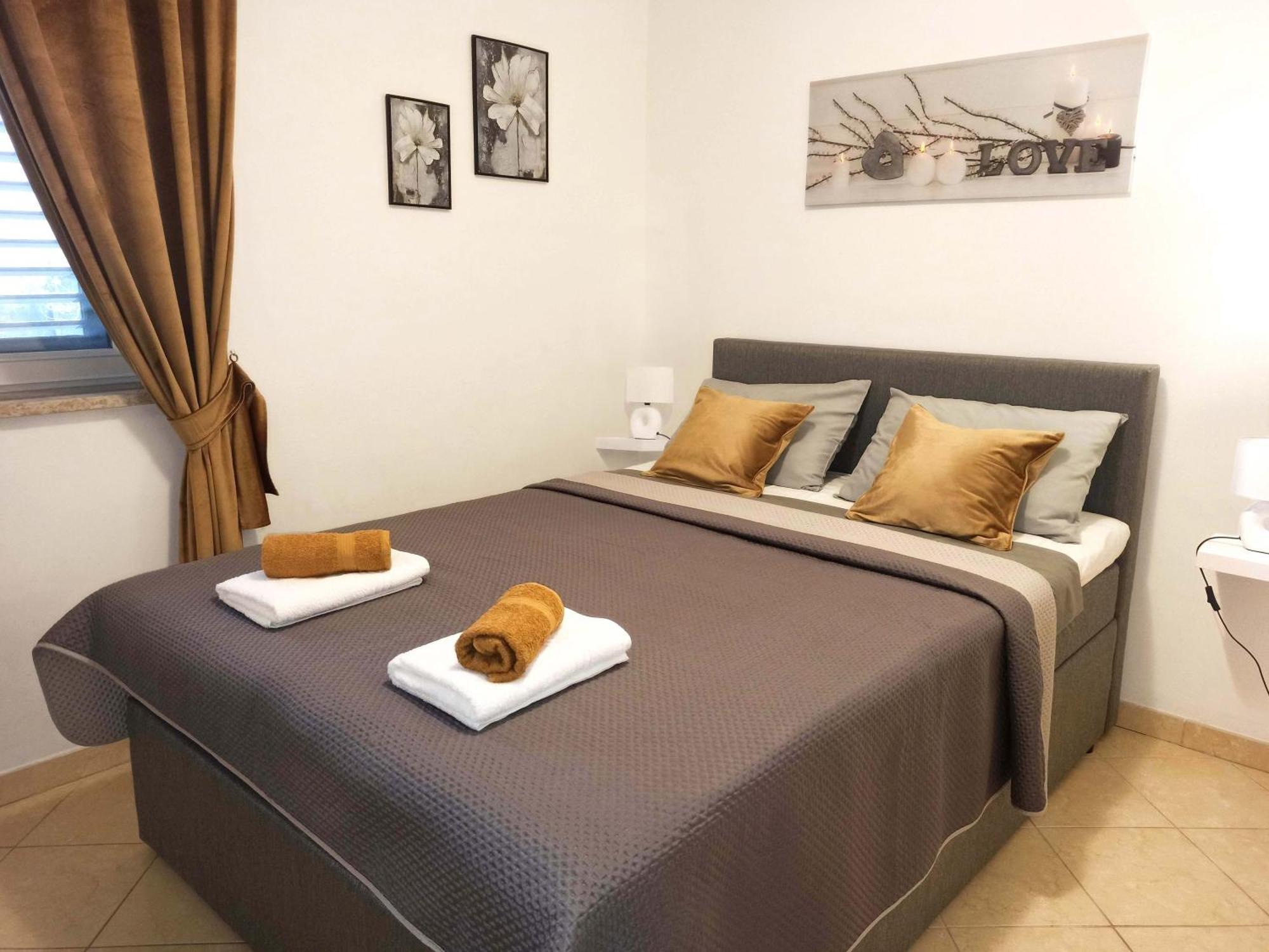 Apartman Dora Πούλα Εξωτερικό φωτογραφία